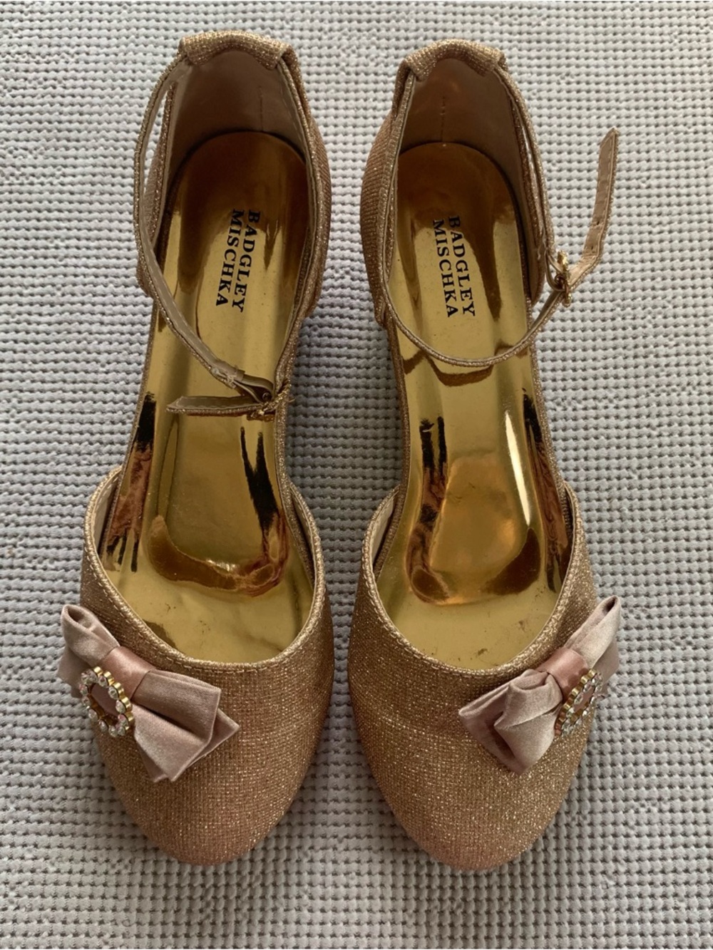 Badgley Mischka Girls Gold Glitter Bow D'Orsay‎ Block Heels BM90016 Size 4